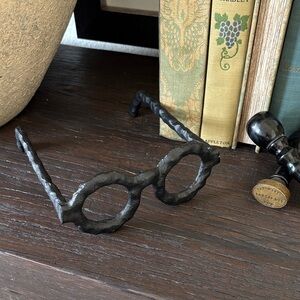 Black Iron Decorative Glasses